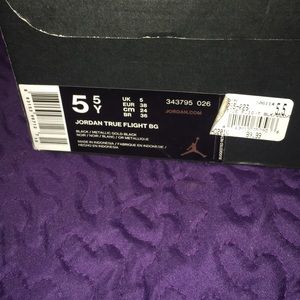 jordan true flight BG